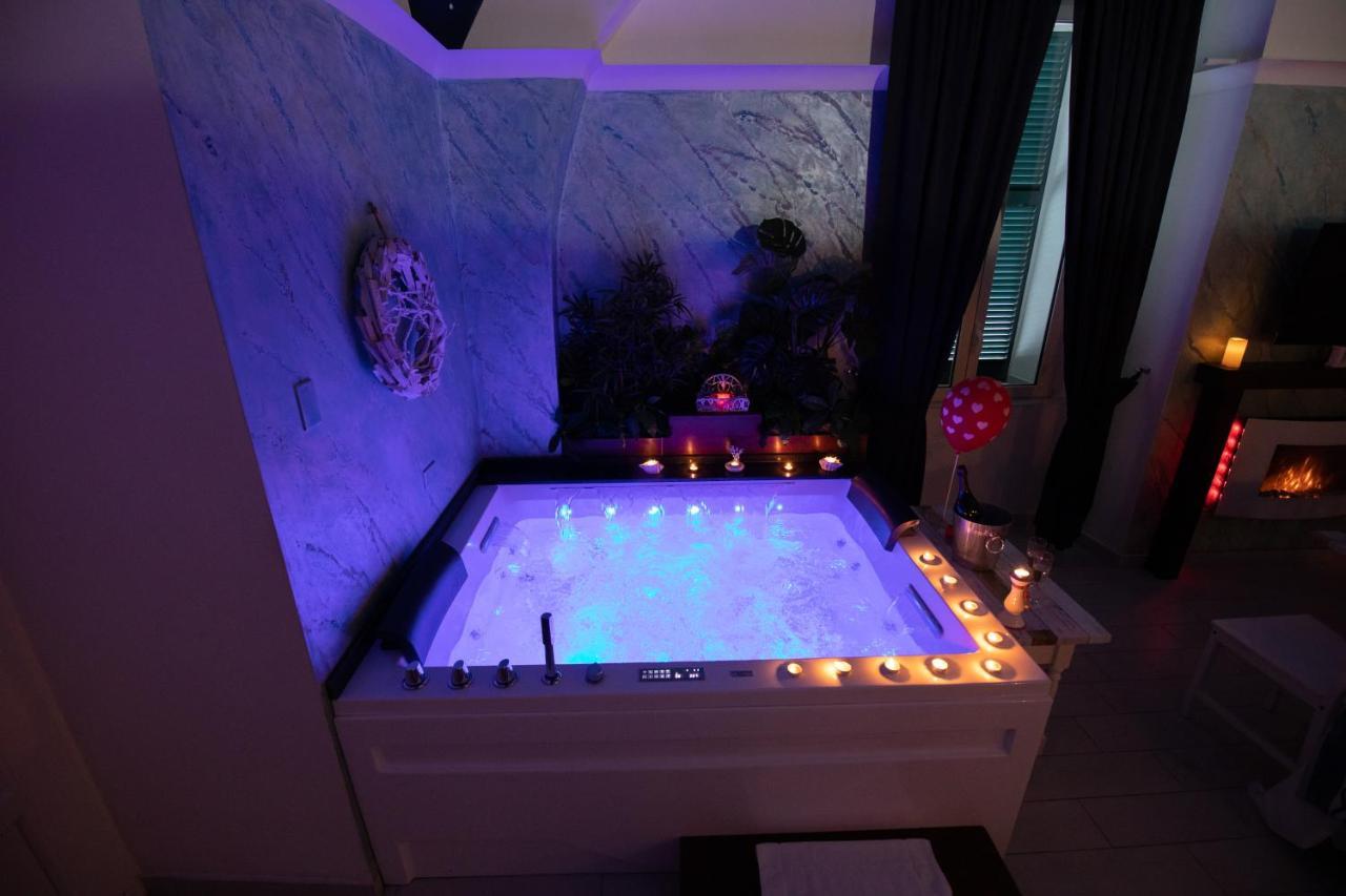 Stabiae Luxury Rooms Castellammare di Stabia Exterior photo