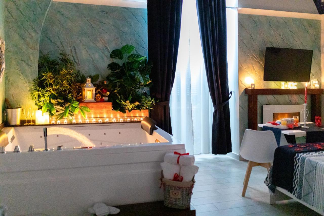 Stabiae Luxury Rooms Castellammare di Stabia Exterior photo